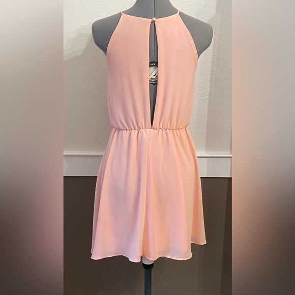 G by Guess Halter Dress Size S Peach/Blush Pink Summer Sheer Chiffon Lined - Picture 3 of 9